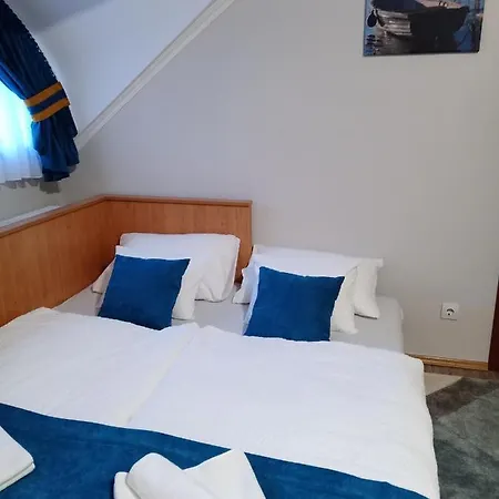 Ferenc Vendeghaz 4* Tihany